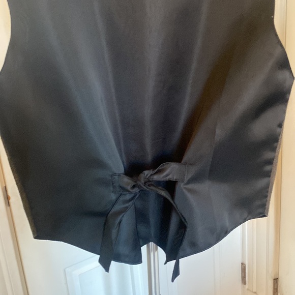 Genuine Leather Snap Front Braided Strap Detailed Vest with adjustable tie back - Picture 6 of 12